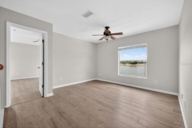 8405 CANTERBURY LAKE BOULEVARD, Tampa, FL 33619
