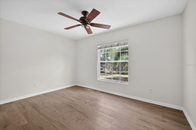 8405 CANTERBURY LAKE BOULEVARD, Tampa, FL 33619