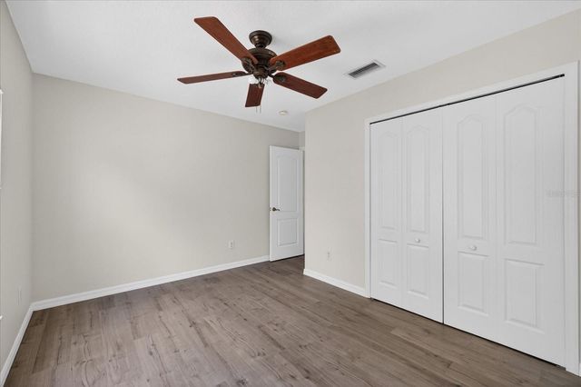 8405 CANTERBURY LAKE BOULEVARD, Tampa, FL 33619