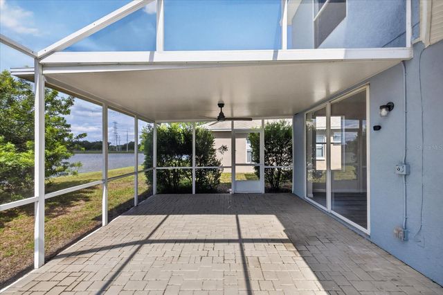 8405 CANTERBURY LAKE BOULEVARD, Tampa, FL 33619