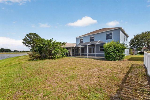 8405 CANTERBURY LAKE BOULEVARD, Tampa, FL 33619