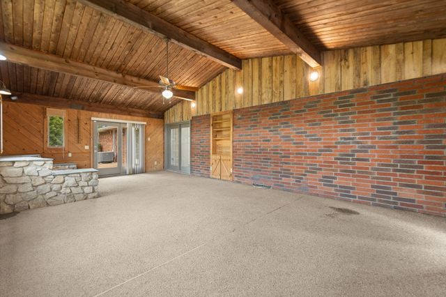 425 Parker Memorial Drive, Olive Hill, KY 41164