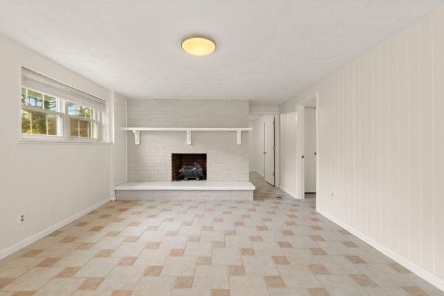 425 Parker Memorial Drive, Olive Hill, KY 41164