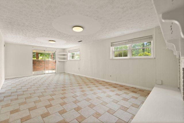 425 Parker Memorial Drive, Olive Hill, KY 41164