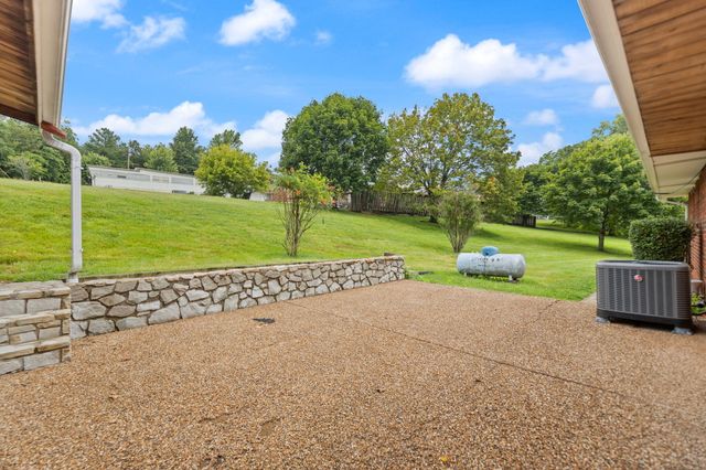 425 Parker Memorial Drive, Olive Hill, KY 41164
