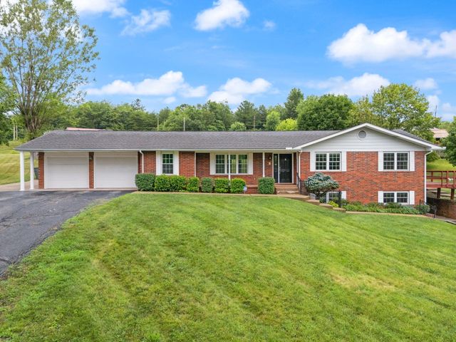 425 Parker Memorial Drive, Olive Hill, KY 41164