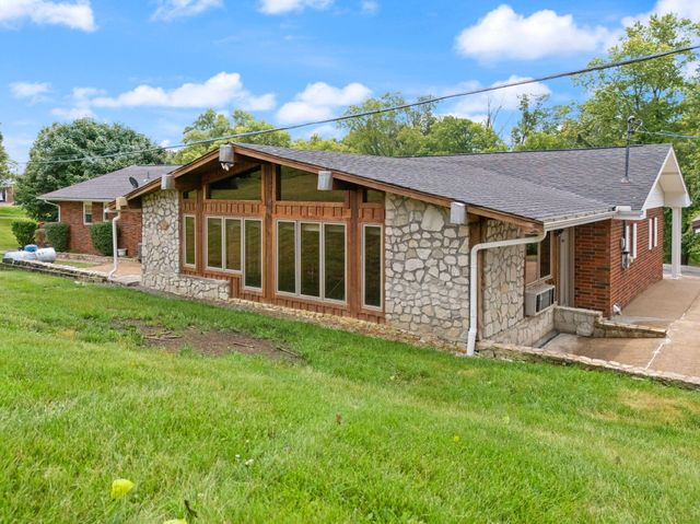 425 Parker Memorial Drive, Olive Hill, KY 41164