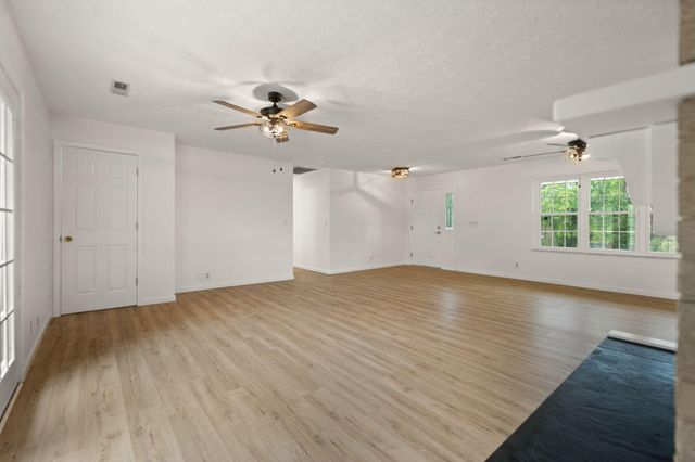 425 Parker Memorial Drive, Olive Hill, KY 41164