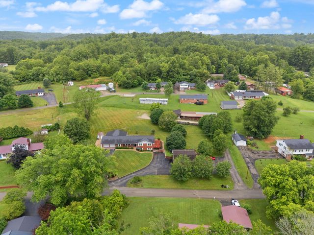 425 Parker Memorial Drive, Olive Hill, KY 41164