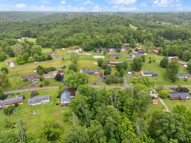 425 Parker Memorial Drive, Olive Hill, KY 41164