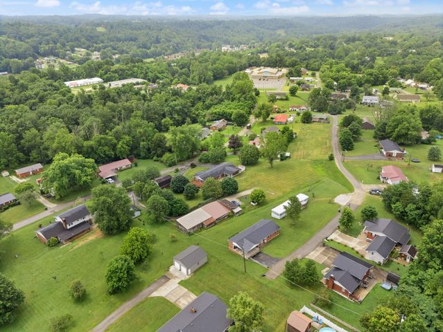 425 Parker Memorial Drive, Olive Hill, KY 41164