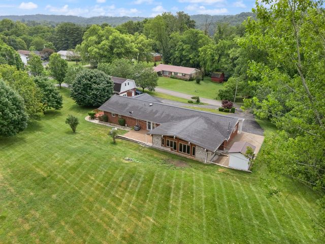 425 Parker Memorial Drive, Olive Hill, KY 41164