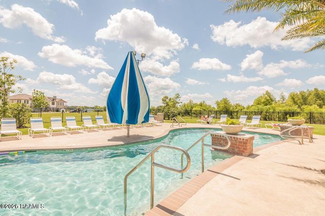 200 Park Grove Drive, Youngsville, LA 70592