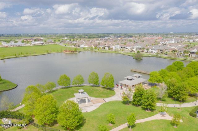 200 Park Grove Drive, Youngsville, LA 70592