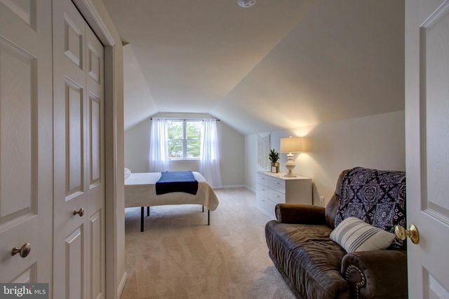 241 DOVE DR, Honey Brook, PA 19344