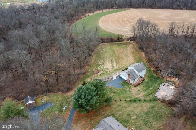 241 DOVE DR, Honey Brook, PA 19344