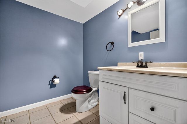 159 Dellenberger Avenue, Akron, OH 44312