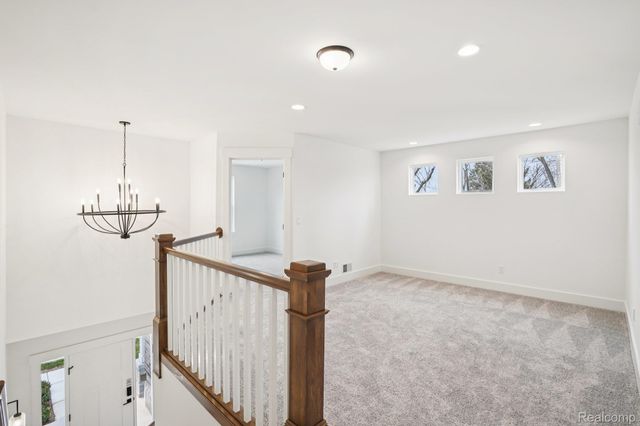 22615 Novi Road, Novi, MI 48375