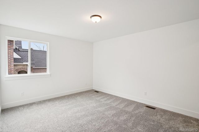 22615 Novi Road, Novi, MI 48375