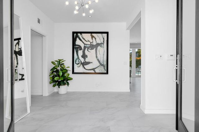 2358 S Alhambra Drive, Palm Springs, CA 92264