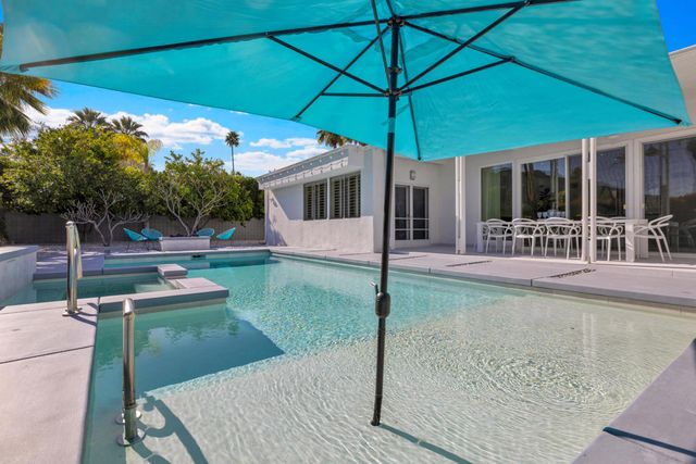 2358 S Alhambra Drive, Palm Springs, CA 92264