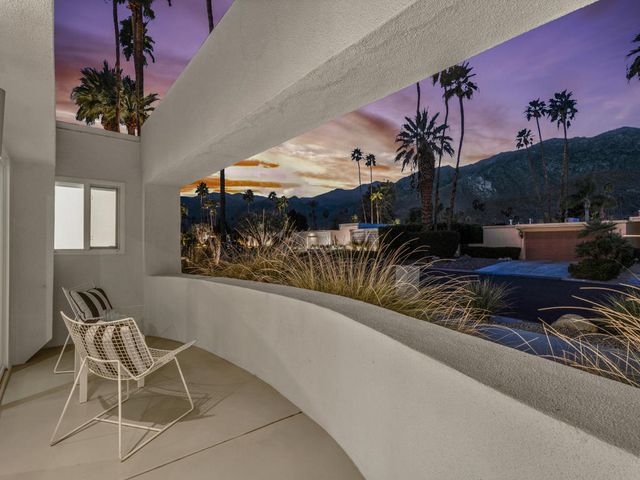 2358 S Alhambra Drive, Palm Springs, CA 92264