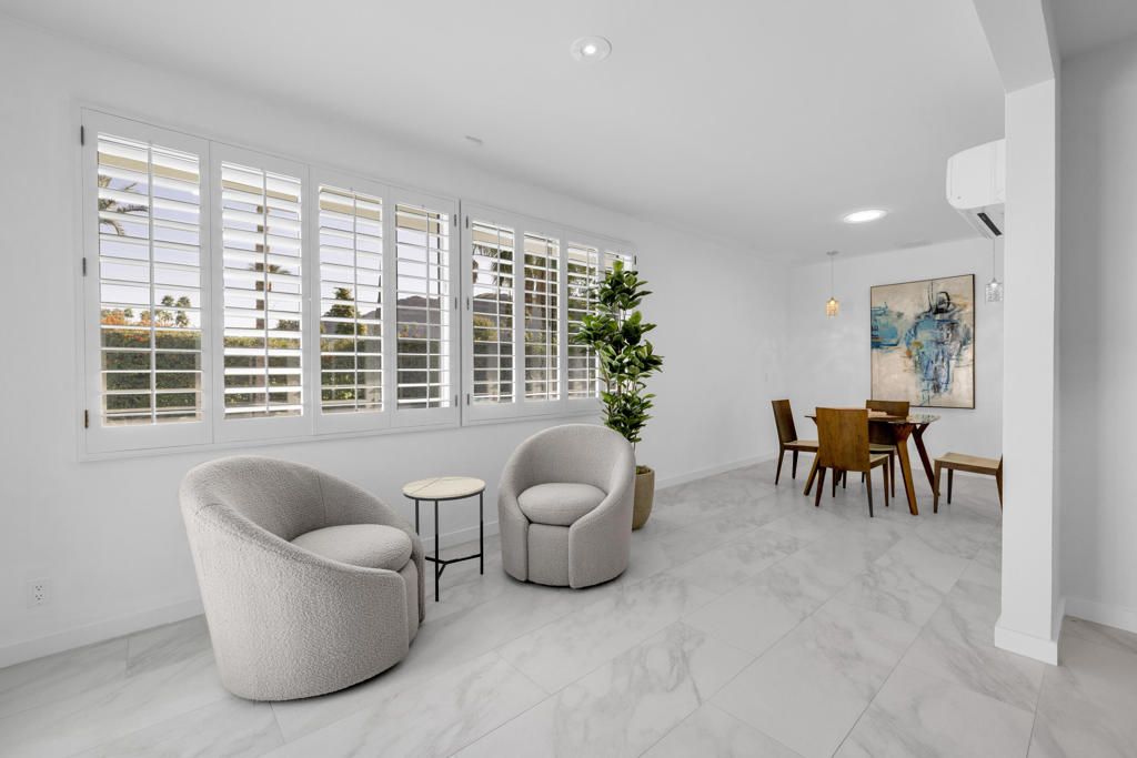 Image 20 of property listing at 2358 S Alhambra Drive, Palm Springs, CA 92264