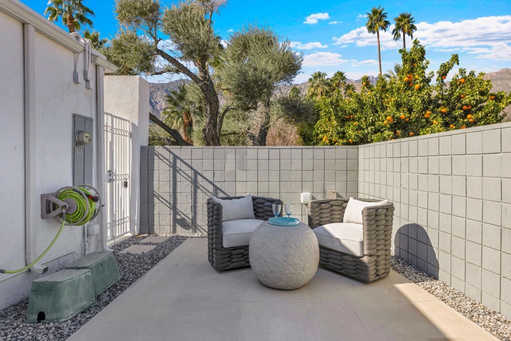 Image 57 of property listing at 2358 S Alhambra Drive, Palm Springs, CA 92264