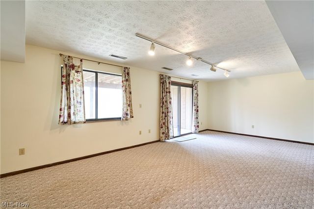 171 Granger Road 142, Medina, OH 44256