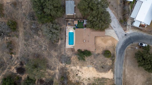 1109 County Road 132A, Kingsland, TX 78639