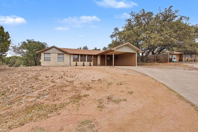 1109 County Road 132A, Kingsland, TX 78639