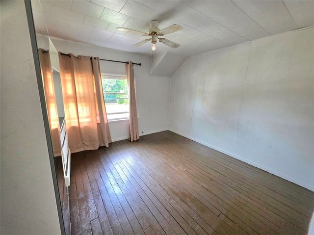 204 Boyles Ave, New Castle, PA 16101