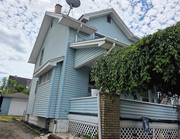 204 Boyles Ave, New Castle, PA 16101