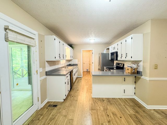 67 Hilco Dr, Lafayette, TN 37083