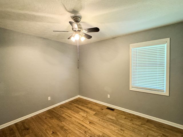 67 Hilco Dr, Lafayette, TN 37083