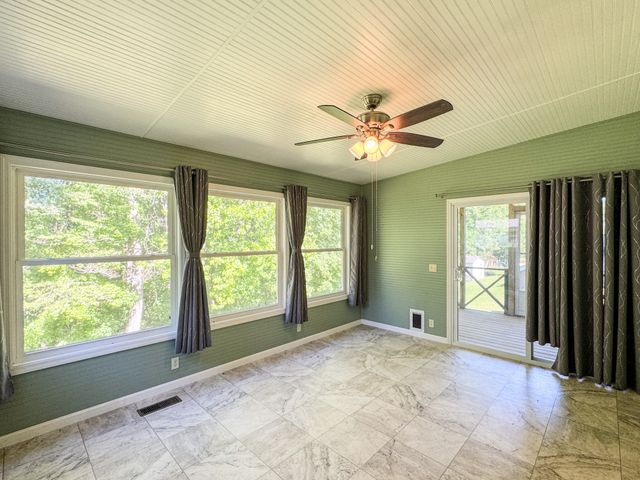 67 Hilco Dr, Lafayette, TN 37083