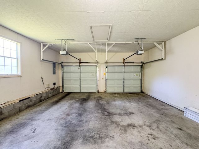 67 Hilco Dr, Lafayette, TN 37083