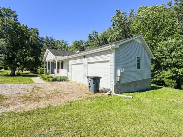 67 Hilco Dr, Lafayette, TN 37083