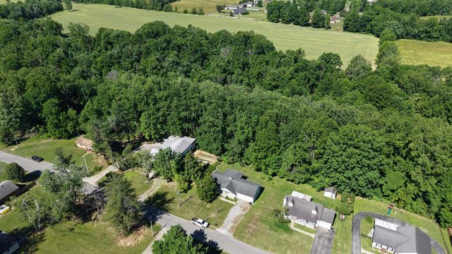 67 Hilco Dr, Lafayette, TN 37083