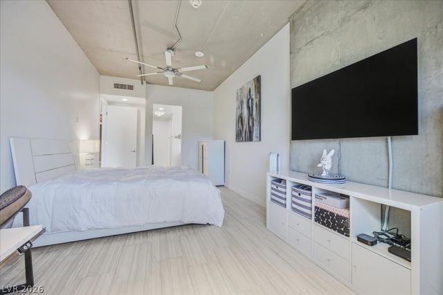 353 East Bonneville Avenue 121, Las Vegas, NV 89101