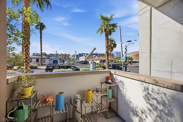 353 East Bonneville Avenue 121, Las Vegas, NV 89101