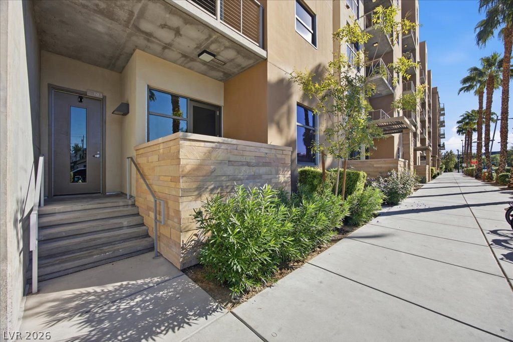 353 East Bonneville Avenue 121, Las Vegas, NV 89101
