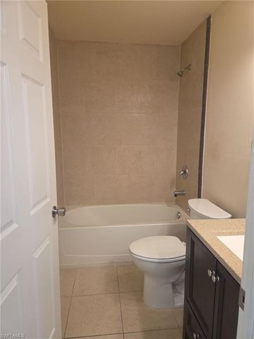 233 SE 23rd PL, Cape Coral, FL 33990