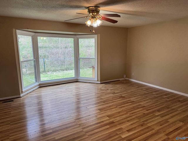 1156 Crawford Bottom Road, Somerville, AL 35670