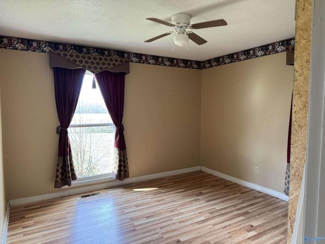 1156 Crawford Bottom Road, Somerville, AL 35670