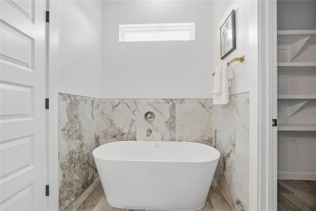 2437 CANYON Circle, Blanchard, OK 73010