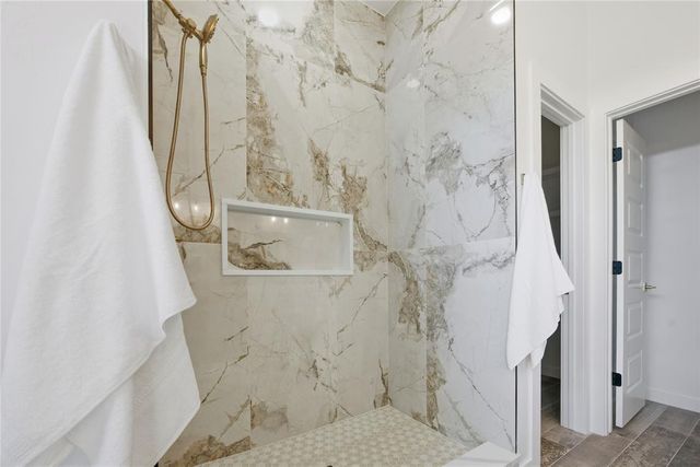 2437 CANYON Circle, Blanchard, OK 73010