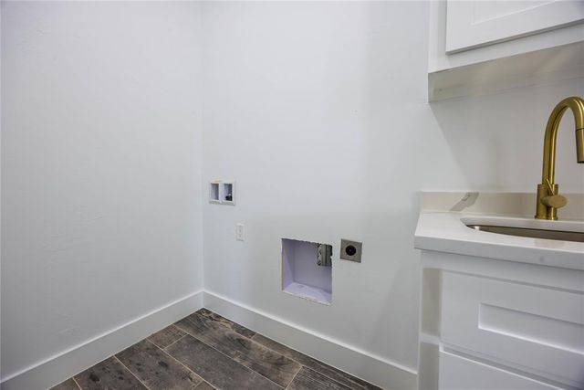 2437 CANYON Circle, Blanchard, OK 73010