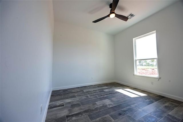 2437 CANYON Circle, Blanchard, OK 73010