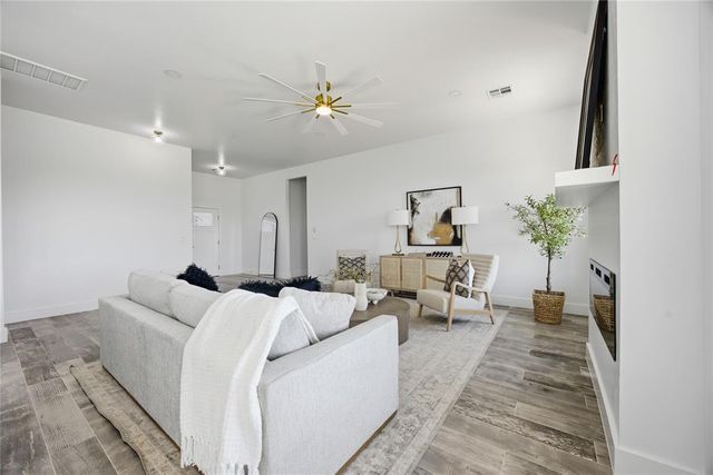 2437 CANYON Circle, Blanchard, OK 73010